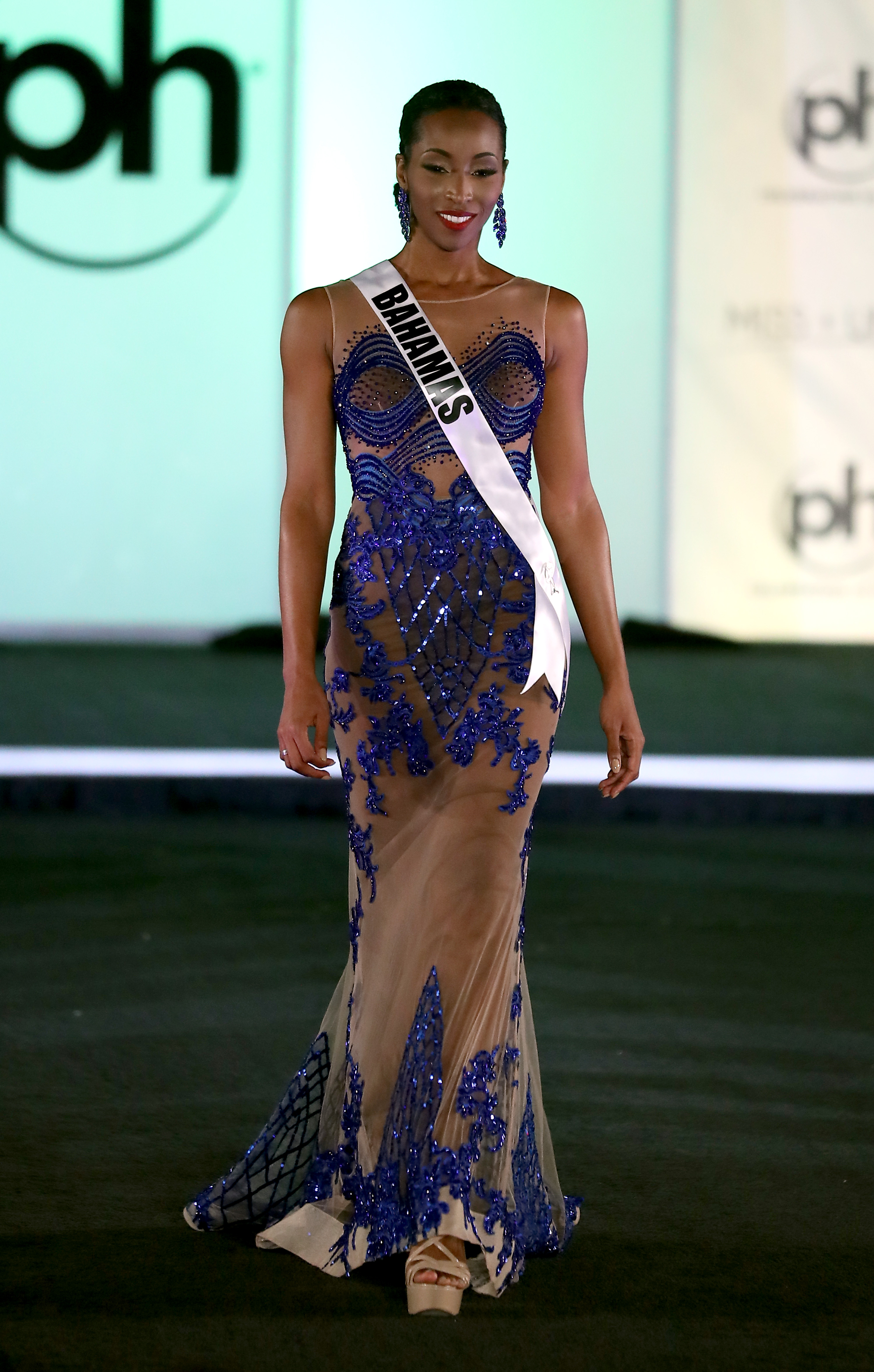 YASMINE COOKE - MISS UNIVERSE 2017 BAHAMAS