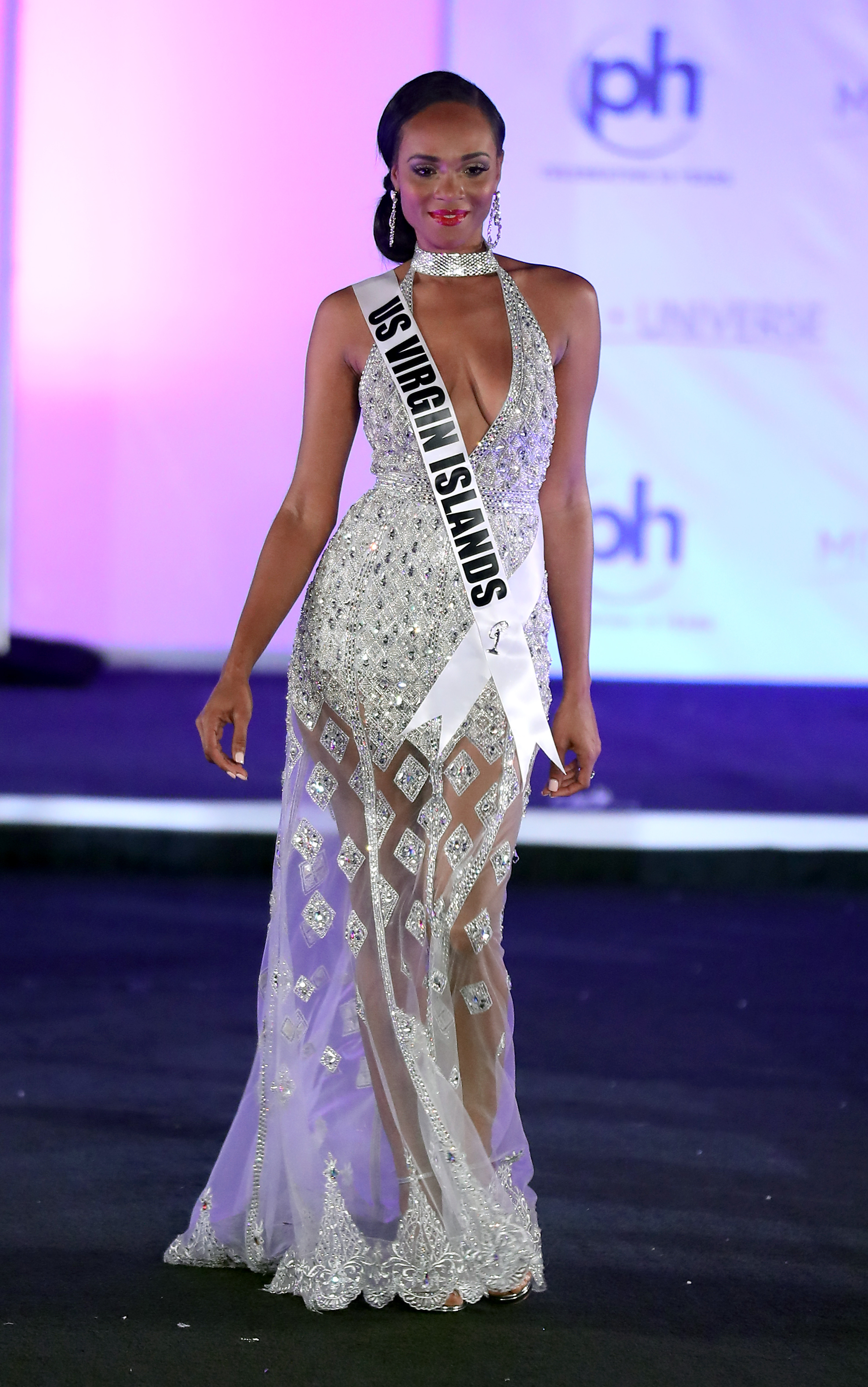 ESONICA VEIRA - MISS UNIVERSE 2017 US VIRGIN ISLANDS