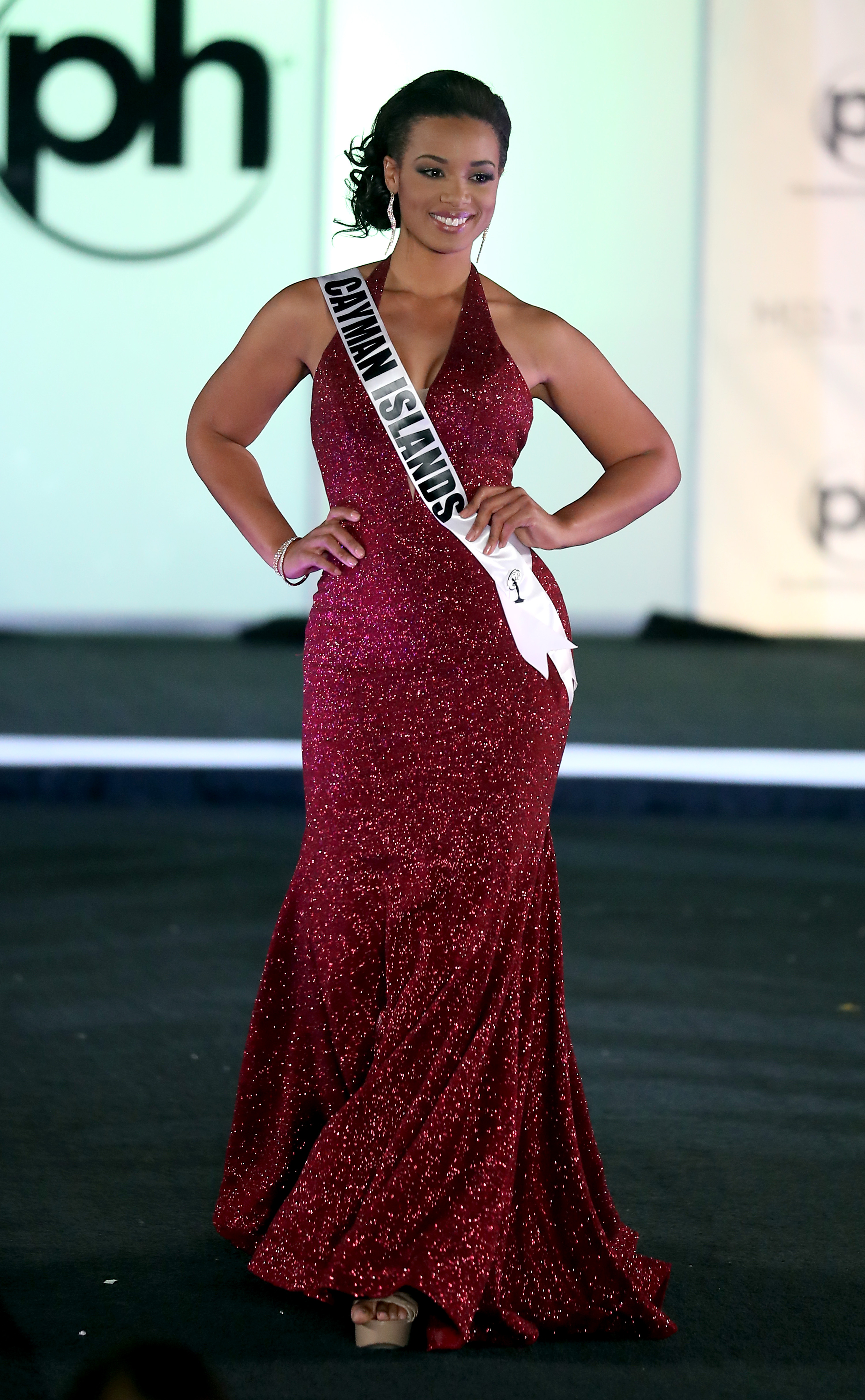 ANIKA CONOLLY - MISS UNIVERSE 2017 CAYMAN ISLANDS