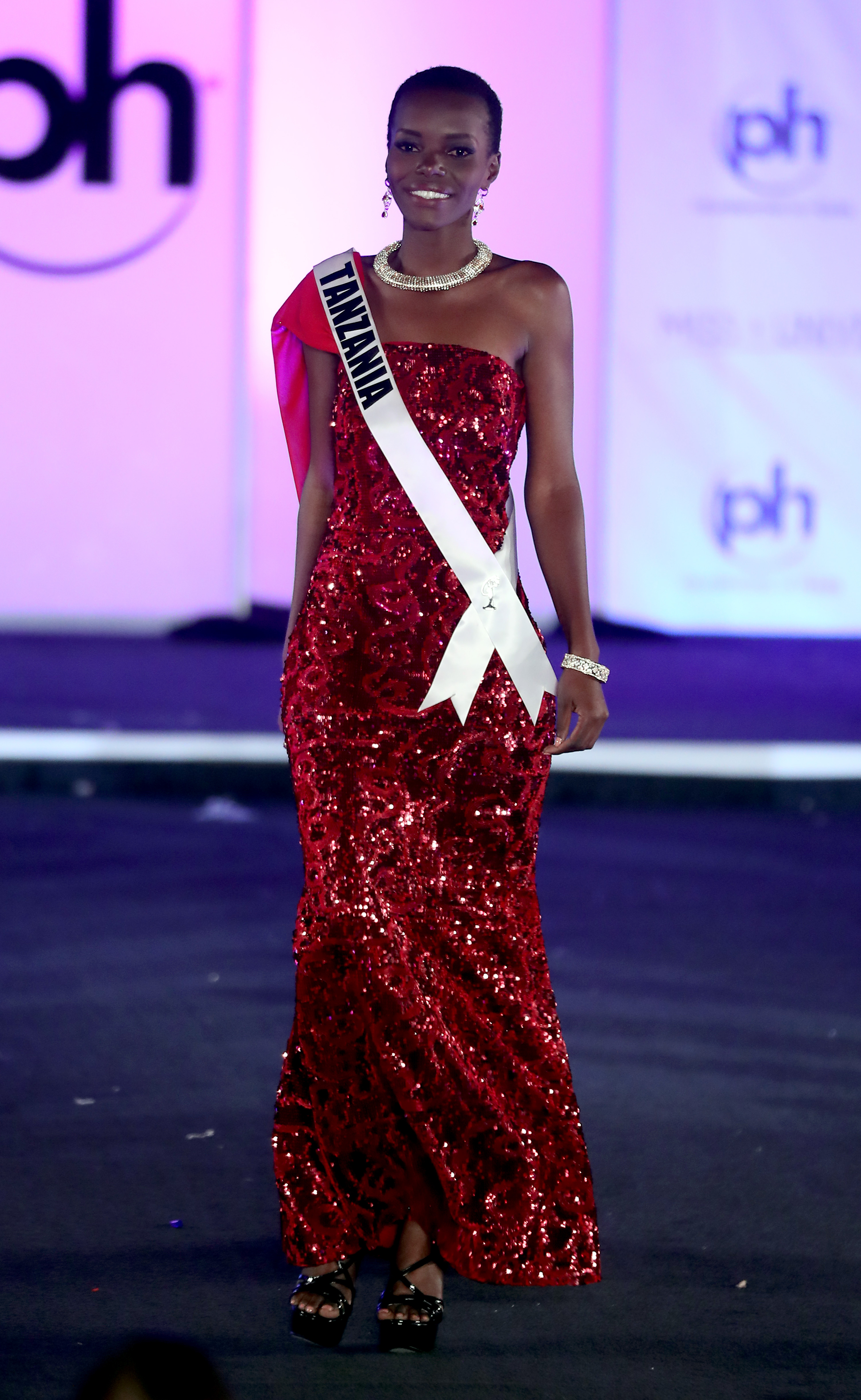 LILIAN ERICAAH MARAULE - MISS UNIVERSE 2017 TANZANIA