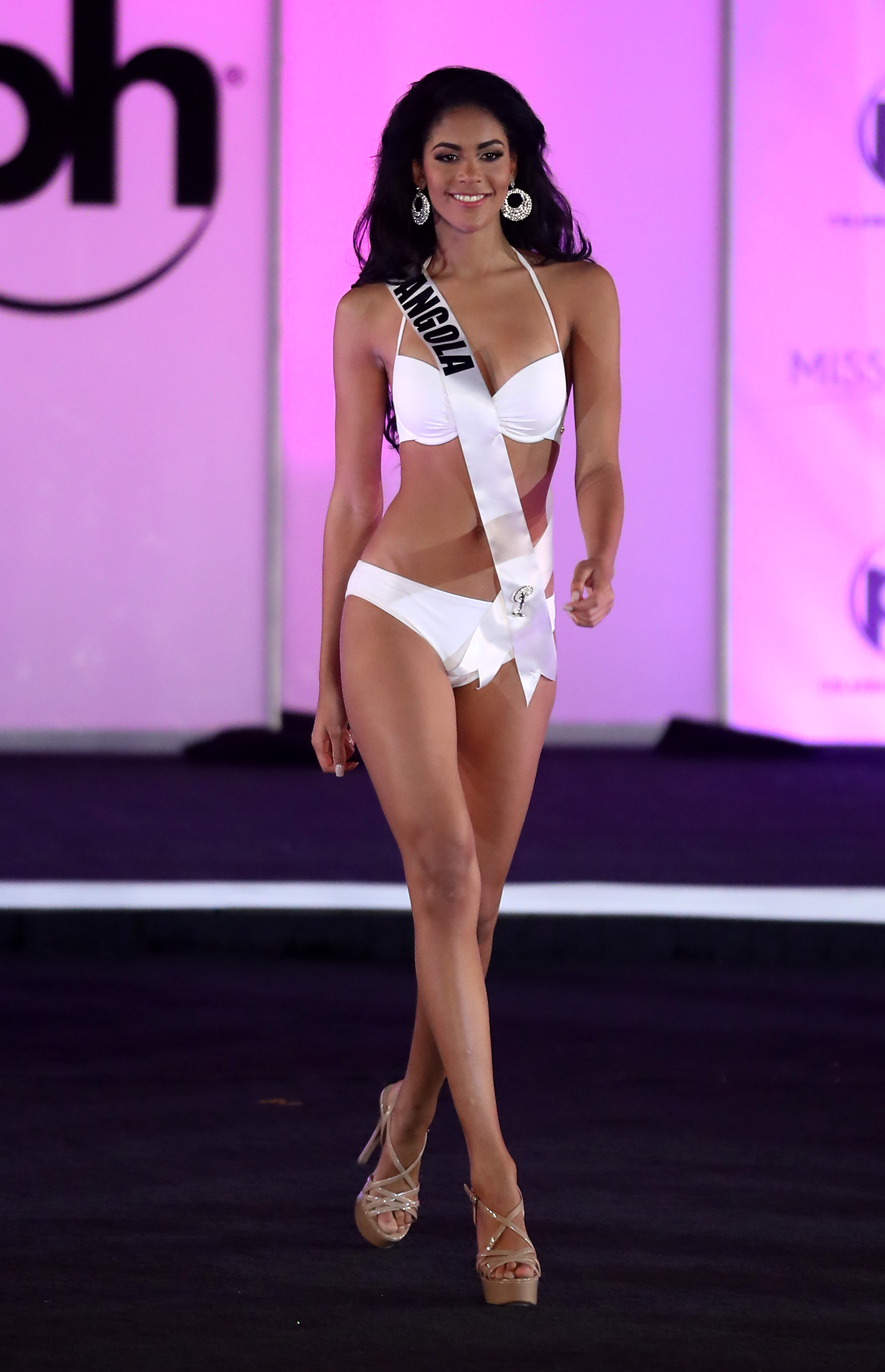 LAURIELA MARTINS - MISS UNIVERSE 2017 ANGOLA