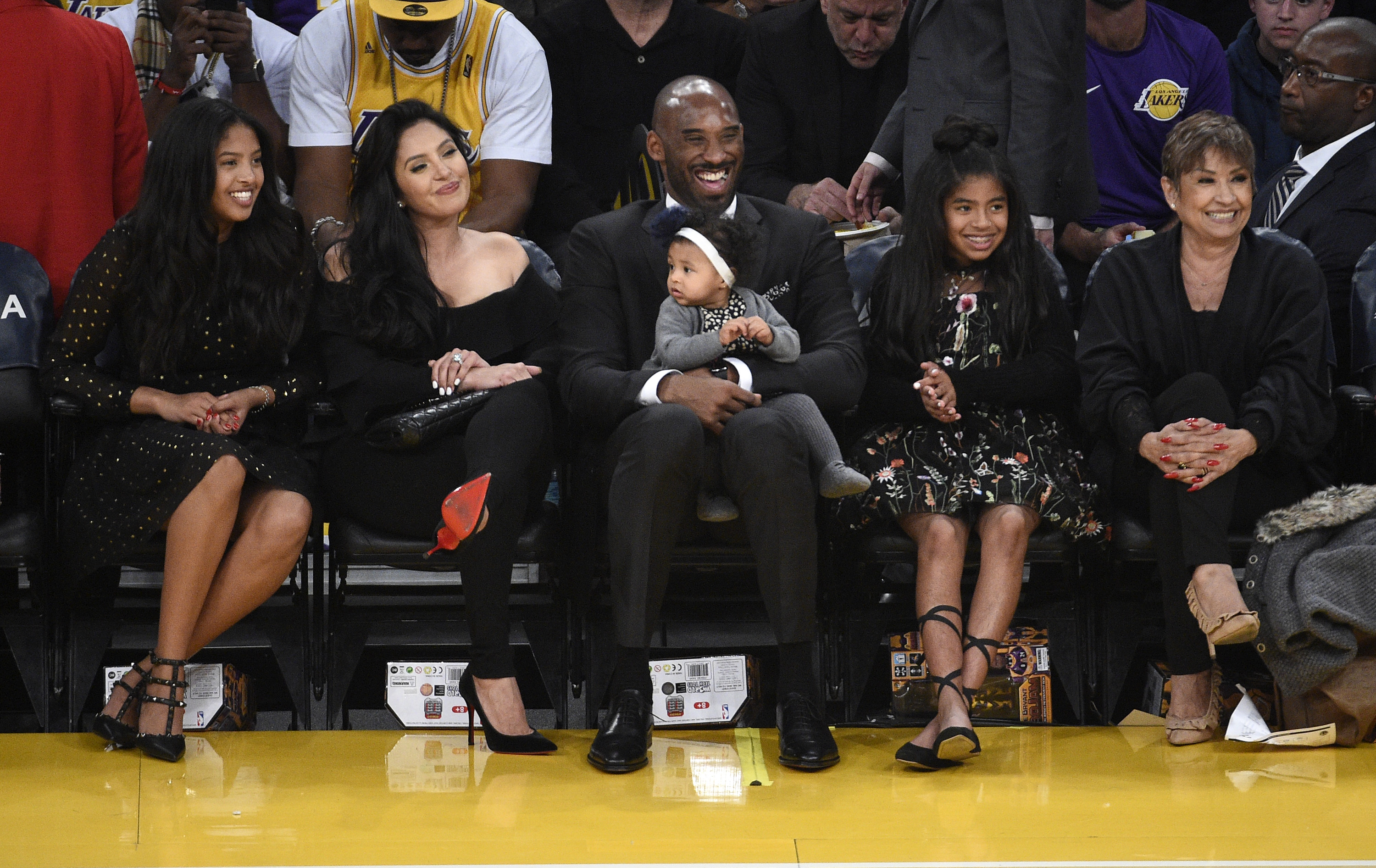 Golden State Warriors v Los Angeles Lakers