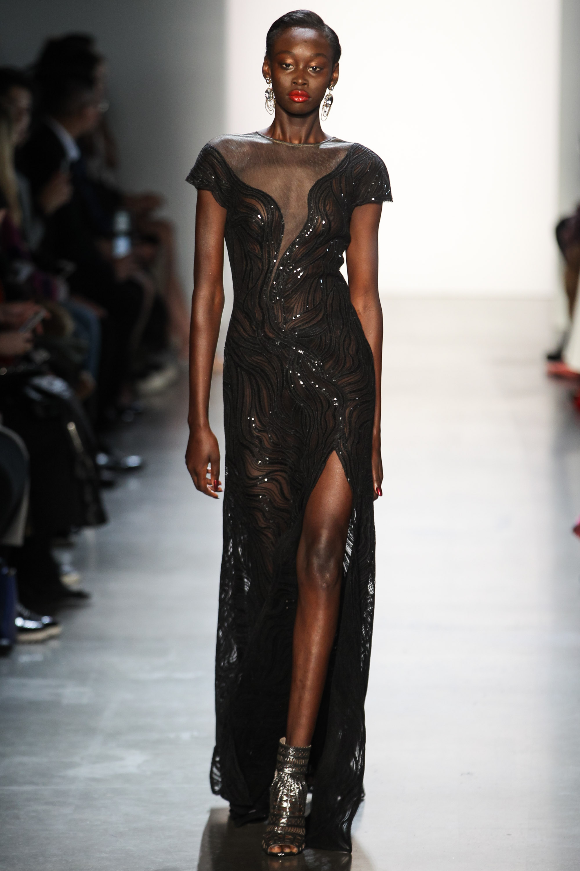 TADASHI SHOJI