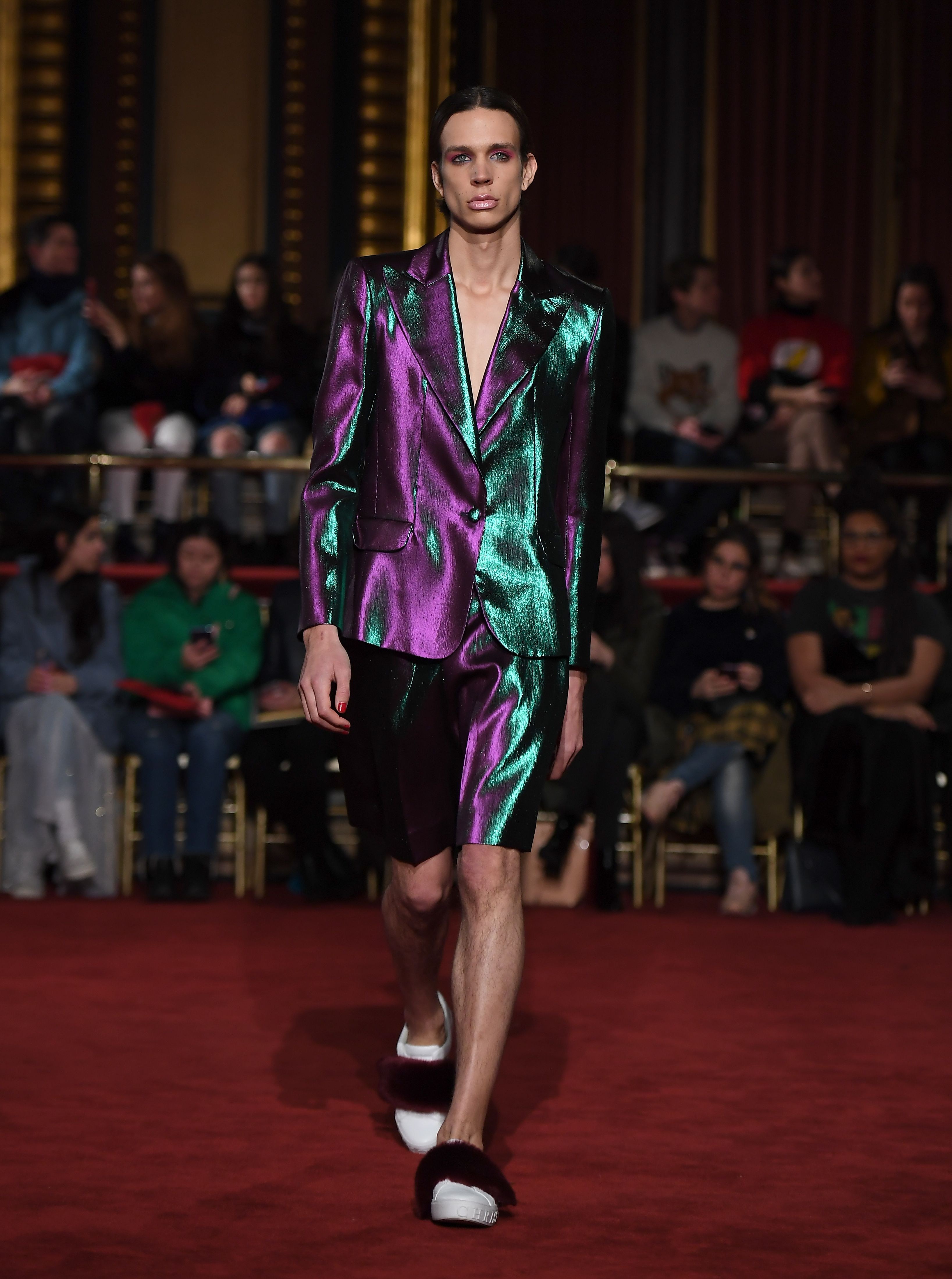 FASHION-US-SIRIANO