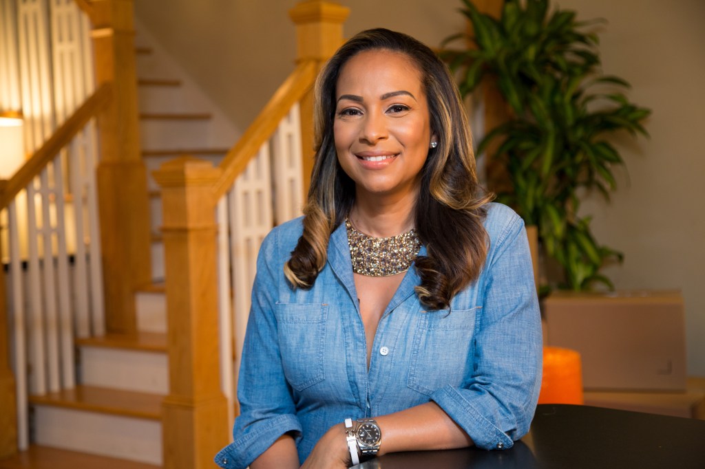 Valeisha B Jones