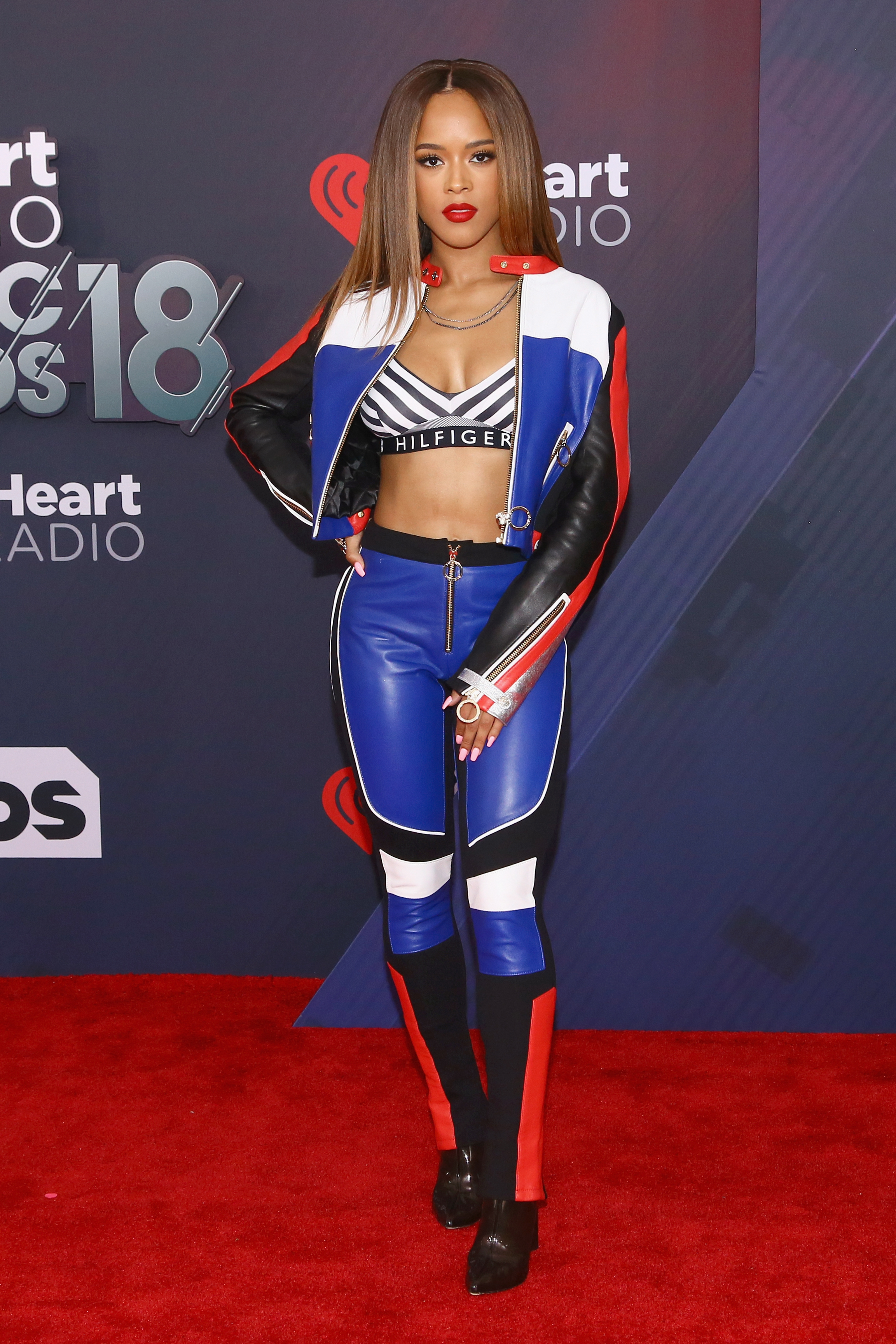 SERAYAH MCNEILL