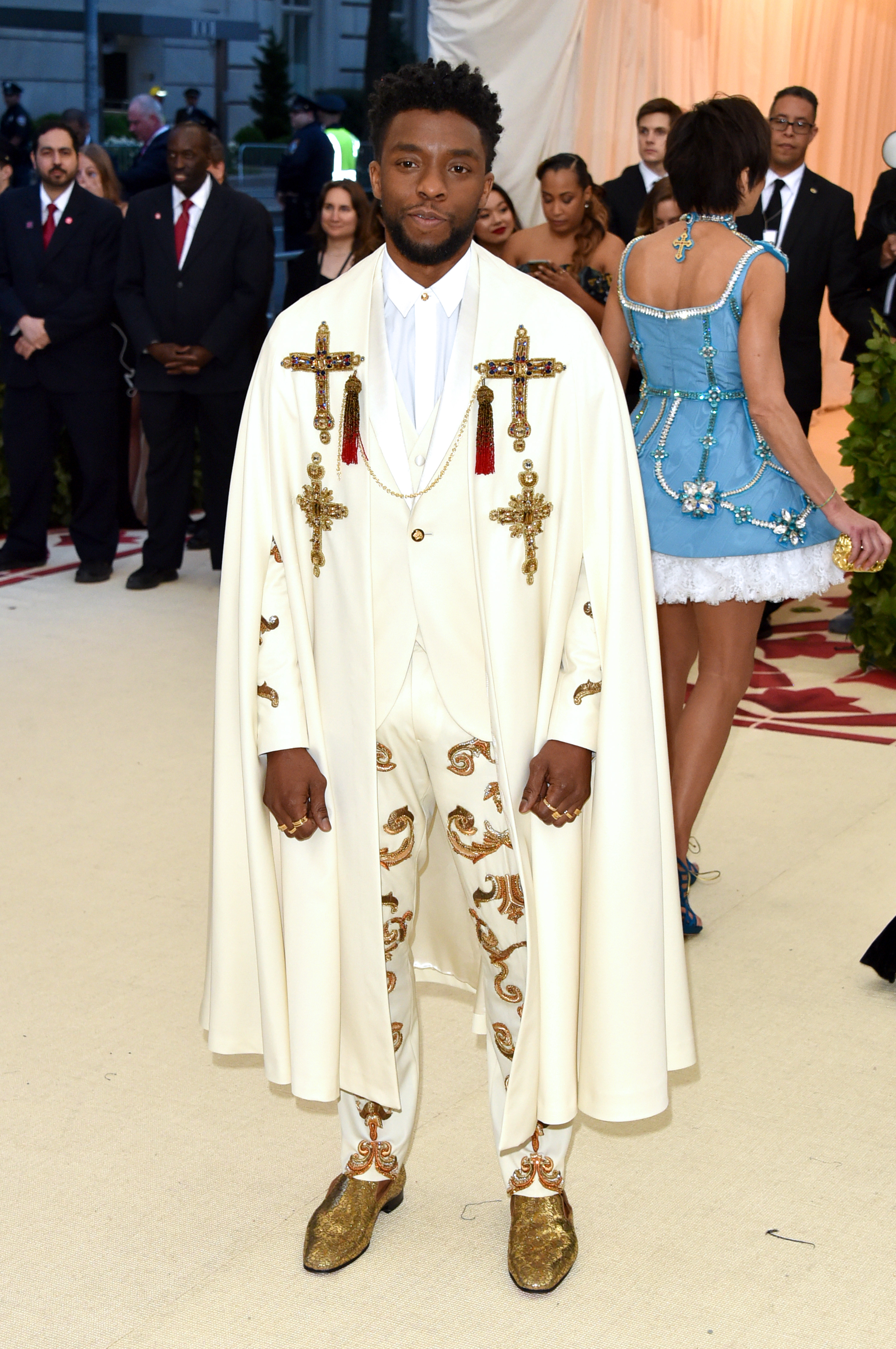 CROSS-ing THE FASHION LINE