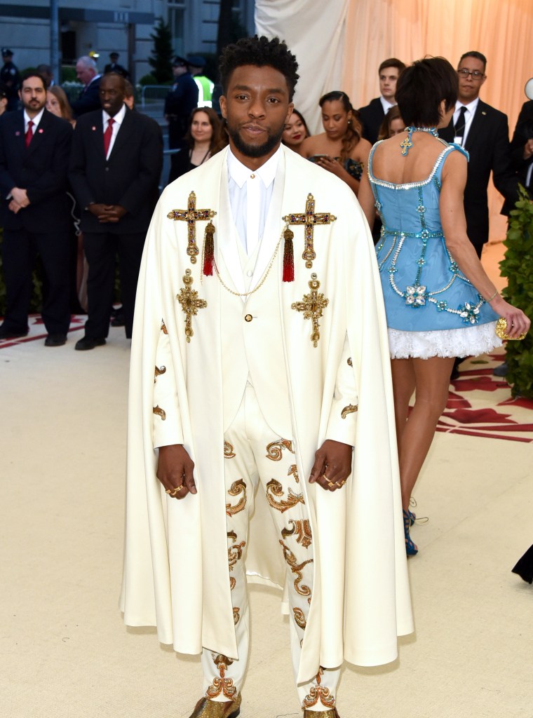 CROSS-ing THE FASHION LINE