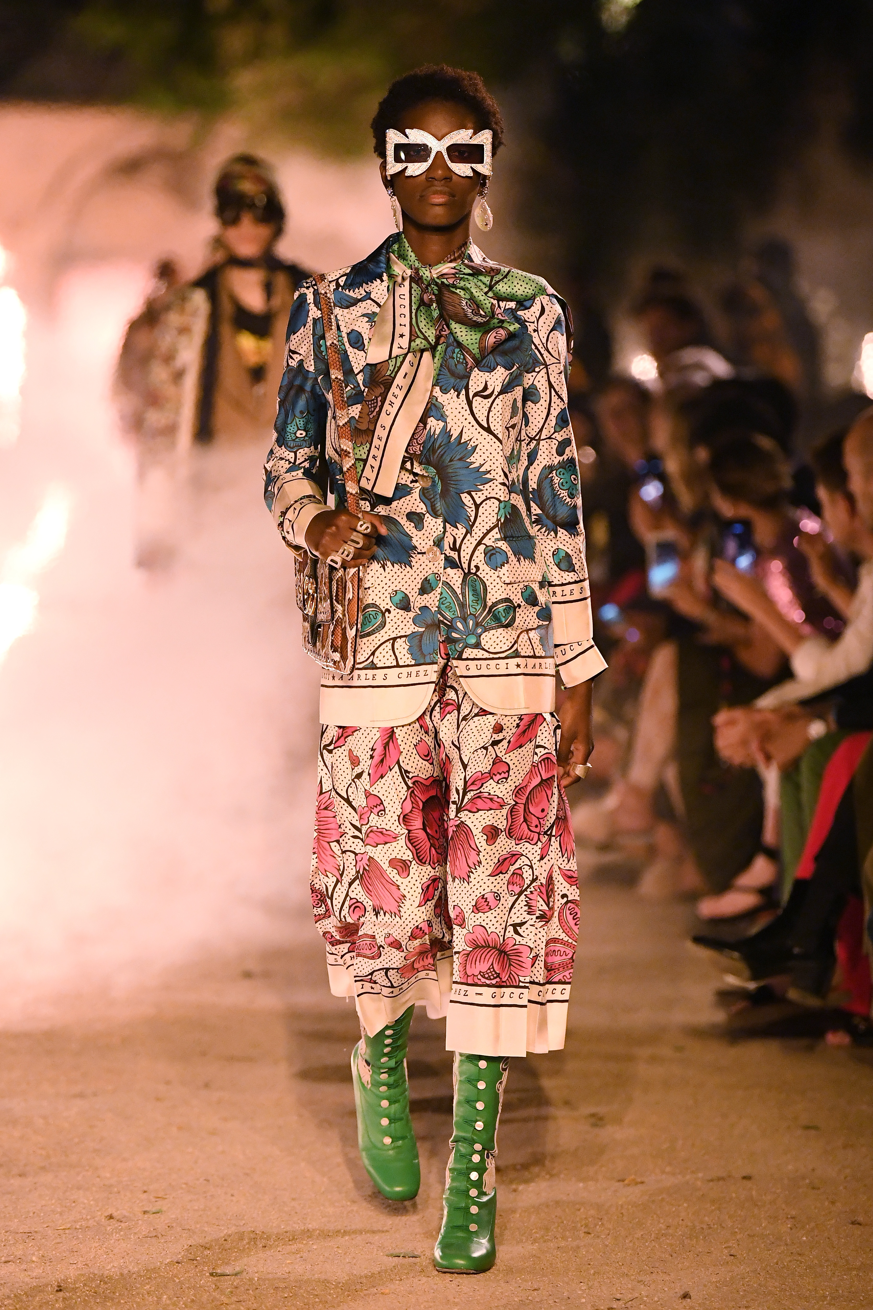 Gucci Cruise 2019 - Fashion Show