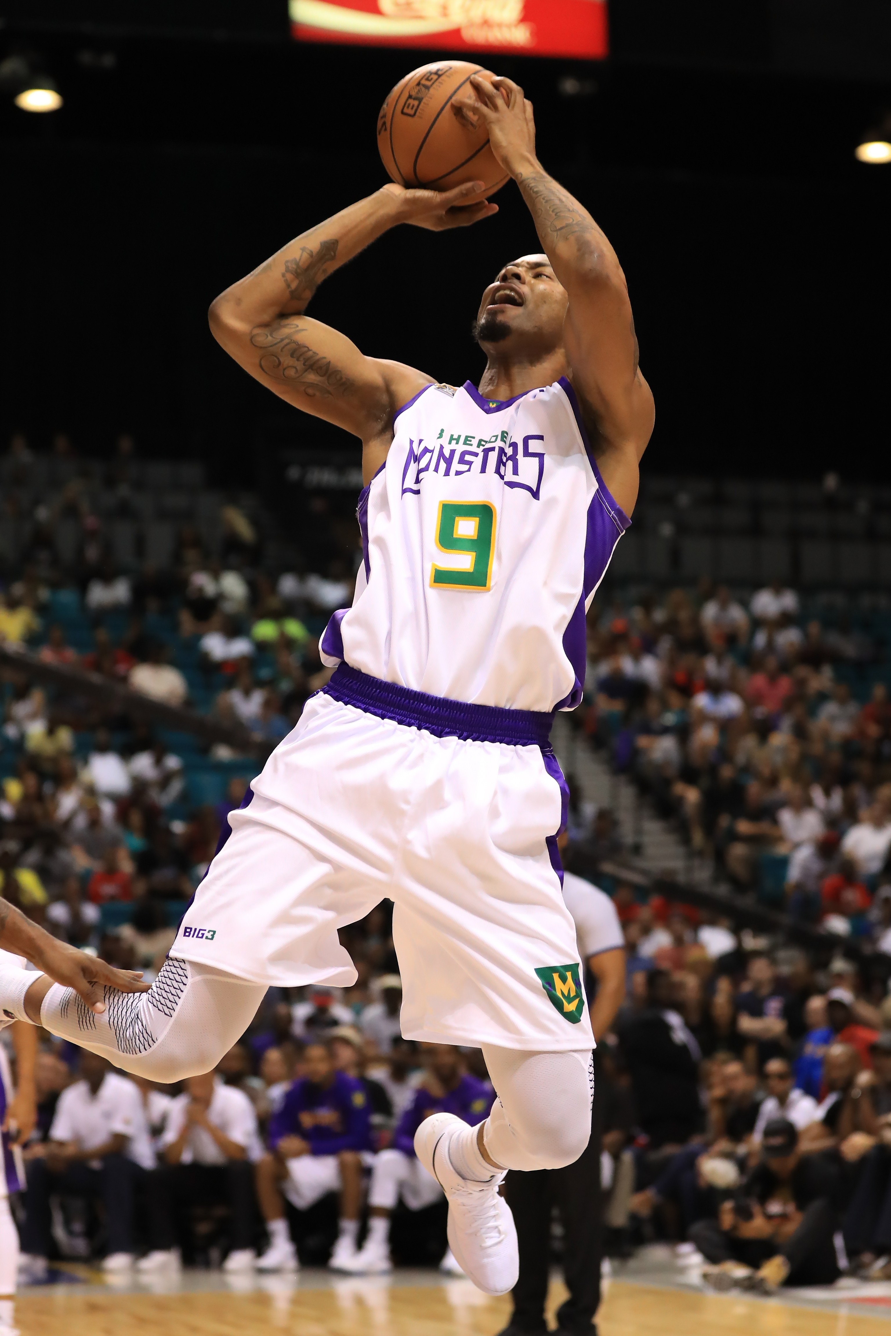 Did NBA's Rashard Lewis Sleep With Lebron James' Girlfriend Savannah Brinson?