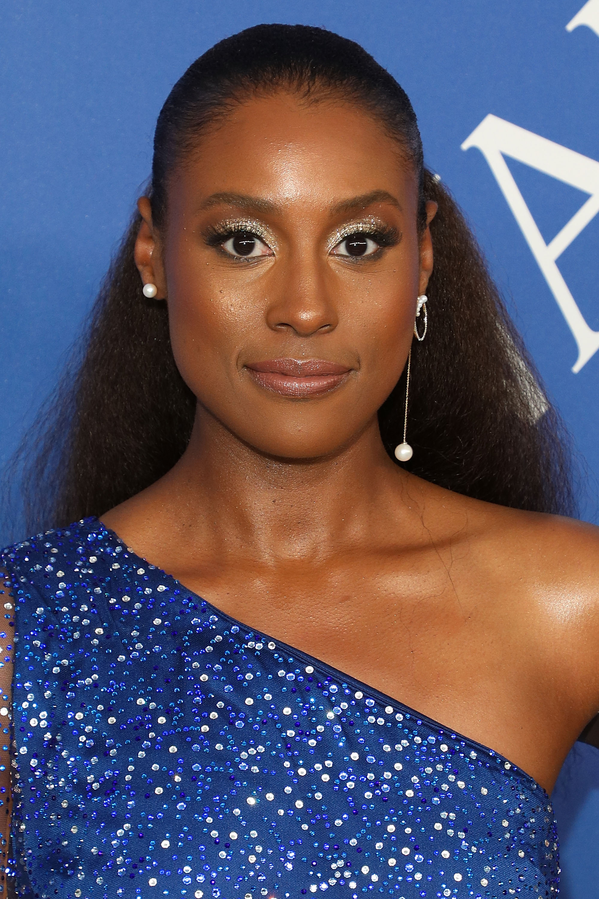 Issa Rae Will Address Toxic Masculinity On 'Insecure' & Folks Can't Handle It