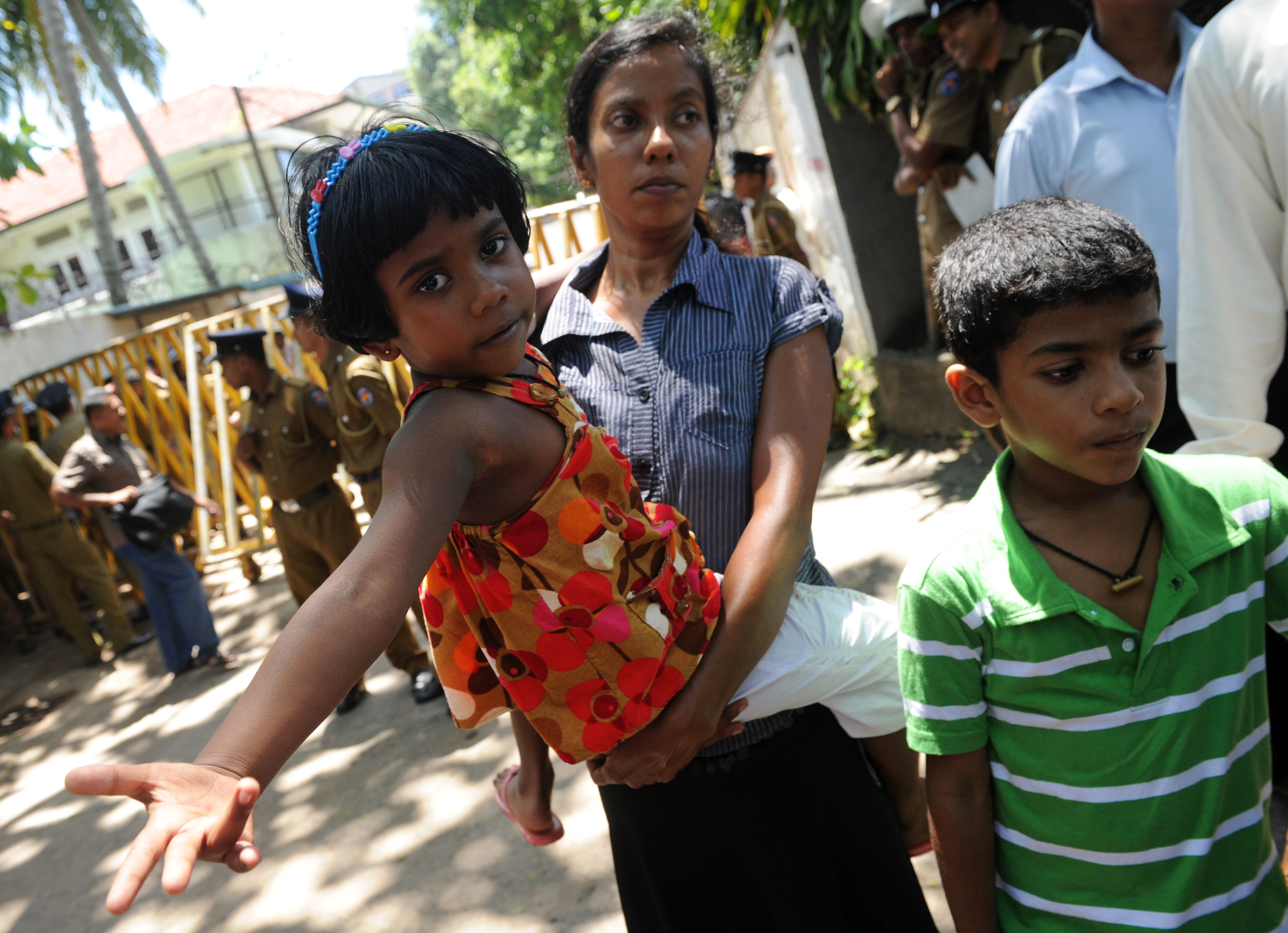 Sanjeewani (C), wife of detained Sri Lan
