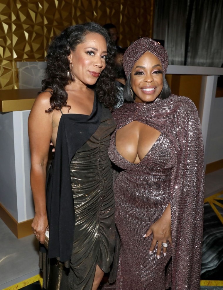 Selenis Leyva and Niecy Nash