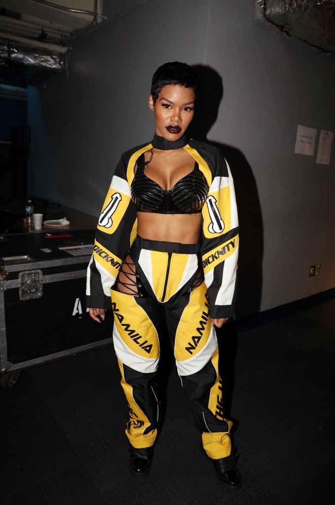 TEYANA TAYLOR BACKSTAGE AT A CONCERT, 2018