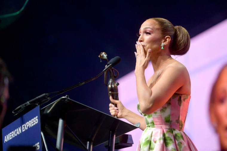 JENNIFER LOPEZ