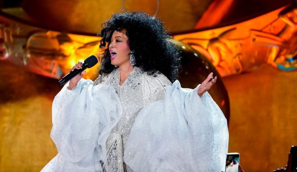 diana ross fashion NBC'S NEW YEAR'S EVE - Season 2018