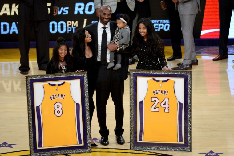THE BRYANT FAMILY AT THE GOLDEN STATE WARRIORS VS LOS ANGELES LAKERS GAME, 2017