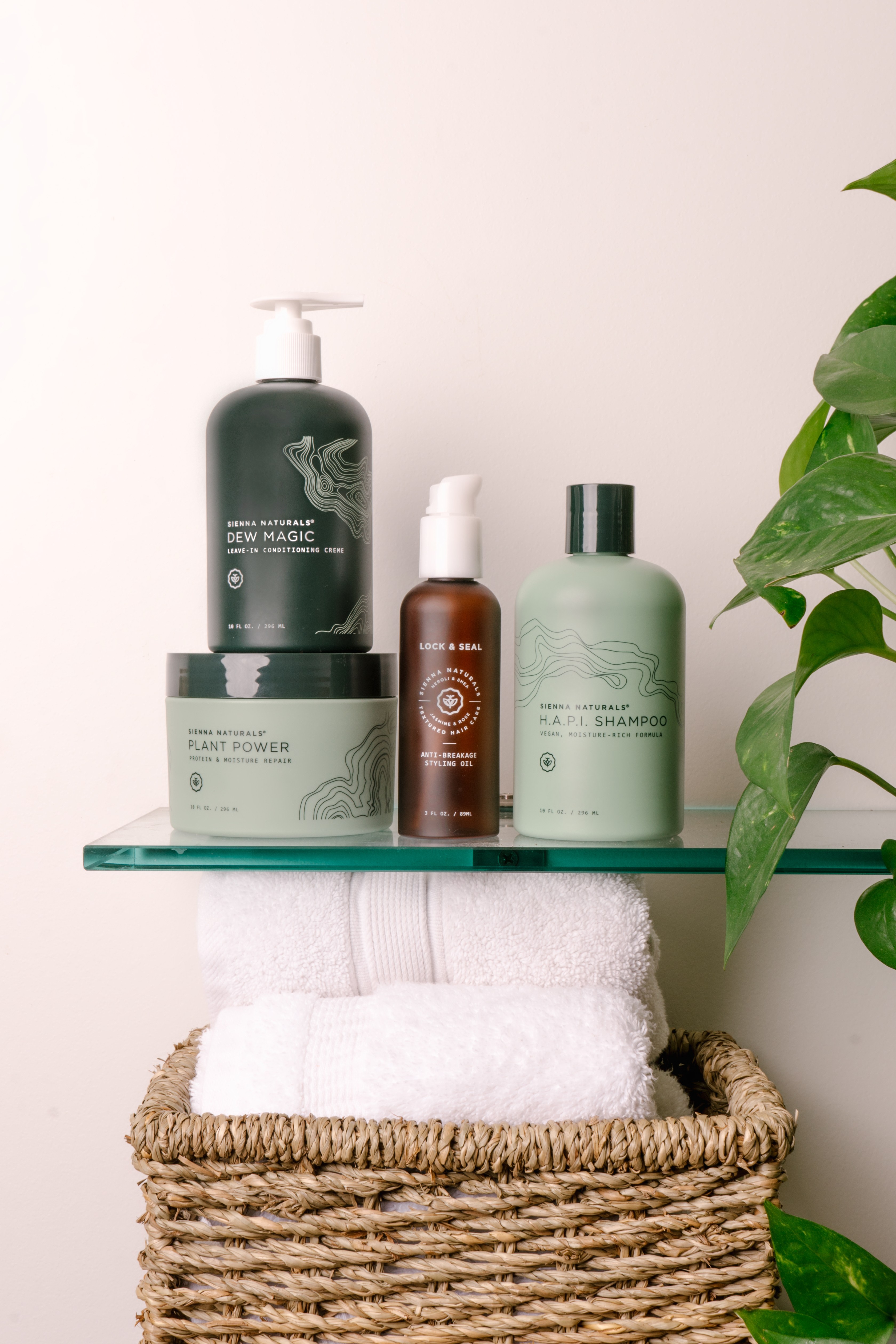 Sienna Naturals - Issa Rae & Hannah