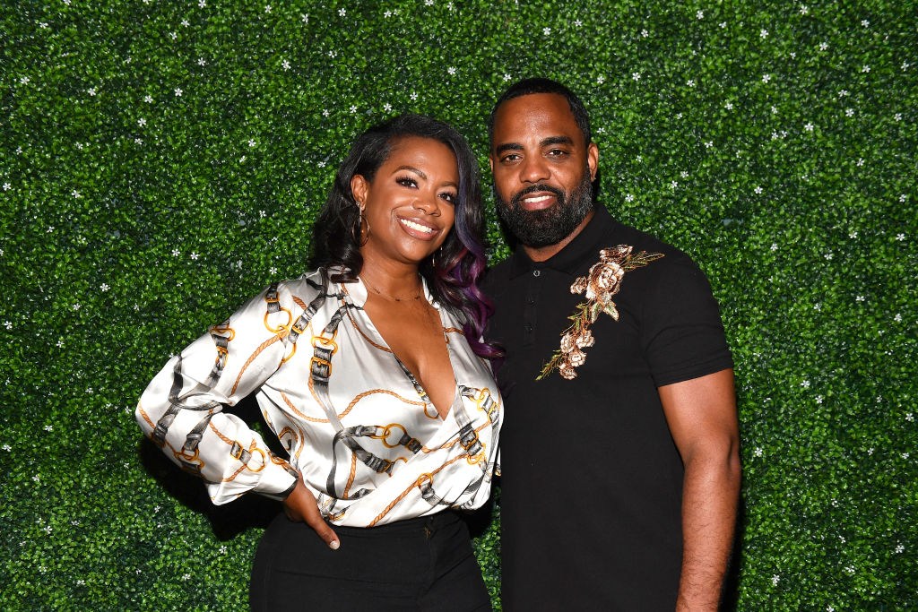 Kandi Burruss & Todd Tucker Host Reelz on Wheels Benefit Screening Of "Crazy Rich Asians"
