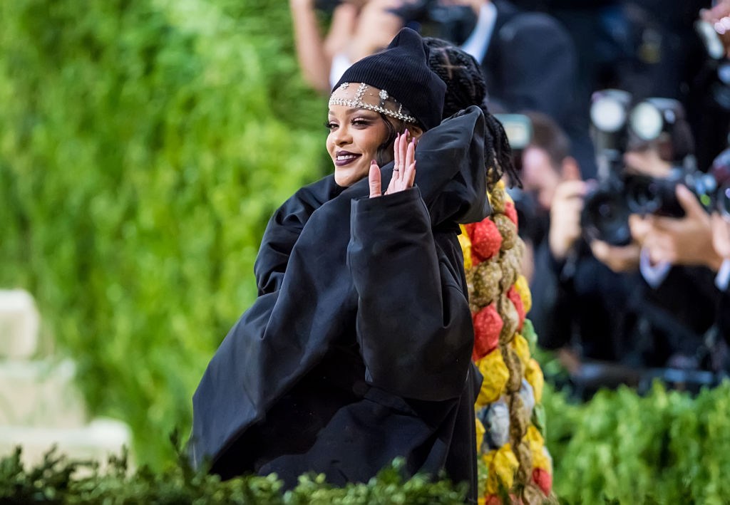 The 2021 Met Gala Celebrating In America: A Lexicon Of Fashion - Street Sightings