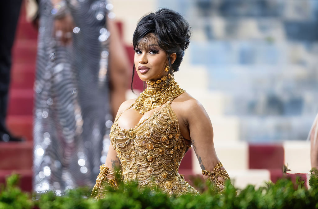 The 2022 Met Gala Celebrating "In America: An Anthology of Fashion" - Street Sightings