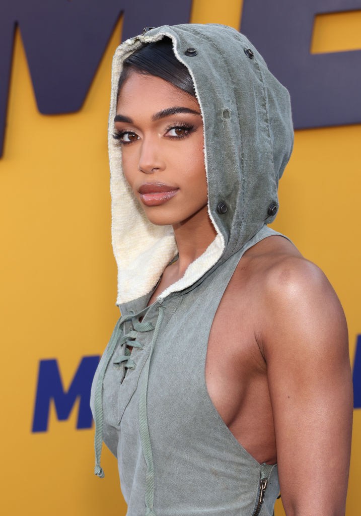 Los Angeles Premiere Of Netflix's "Me Time" - Arrivals
