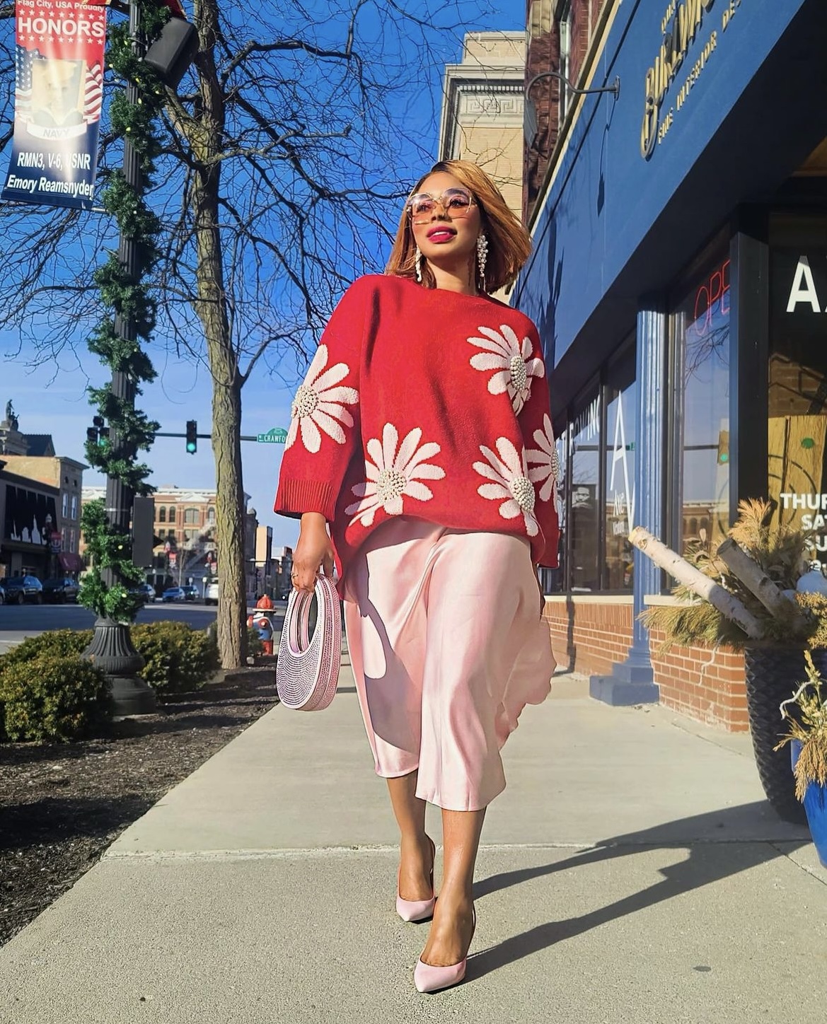 These Five Valentine's Day Looks Will Have You Swooning With Style