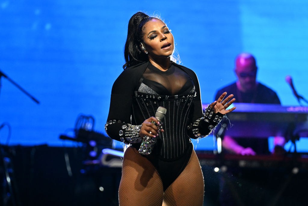 An Evening of R&B with Ashanti & Lloyd - Mableton, GA