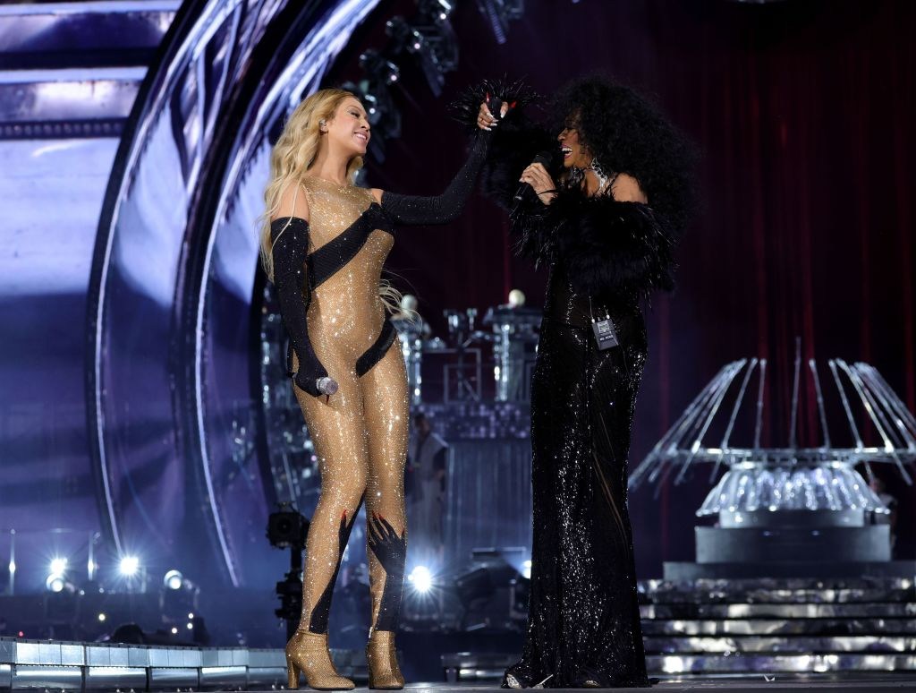 Beyoncé Diana Ross happy birthday RENAISSANCE WORLD TOUR - Los Angeles