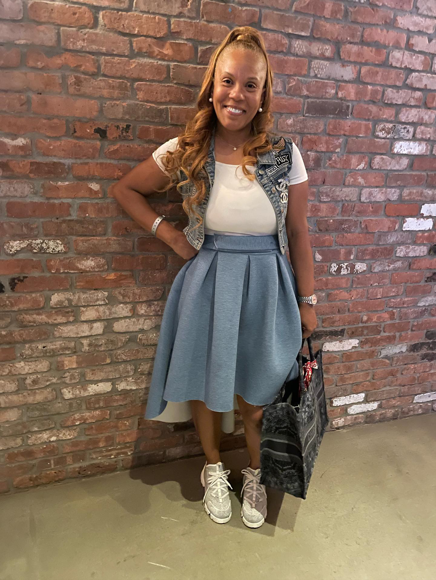 @Miss_faye1 Rocks The Denim Monochromatic Trend