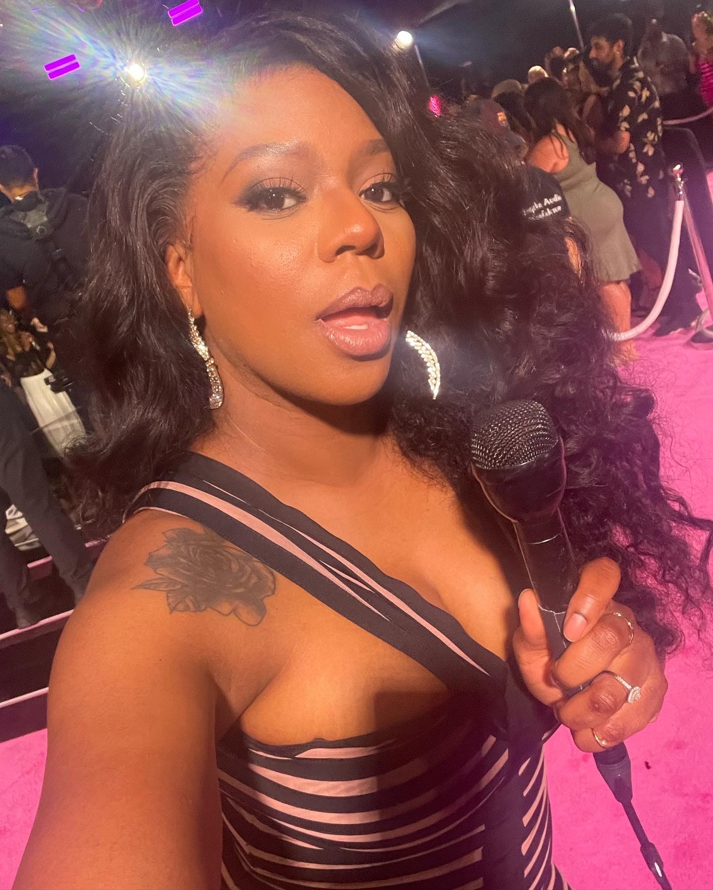 Shamika Sanders VMAs 2023 red carpet style