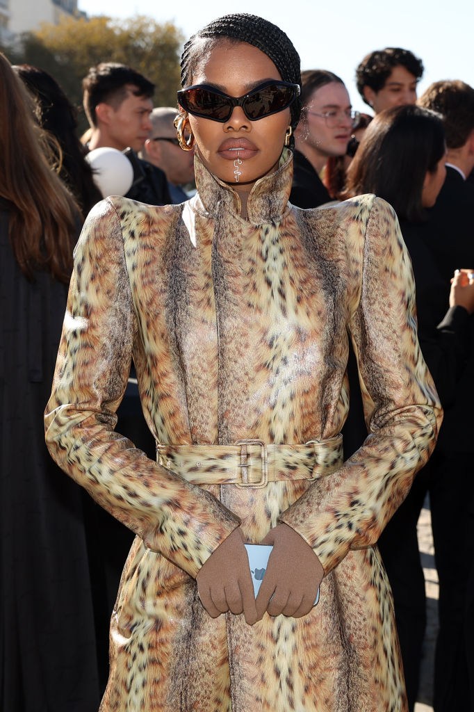 Balenciaga : Outside Arrivals - Paris Fashion Week - Womenswear Spring/Summer 2024
