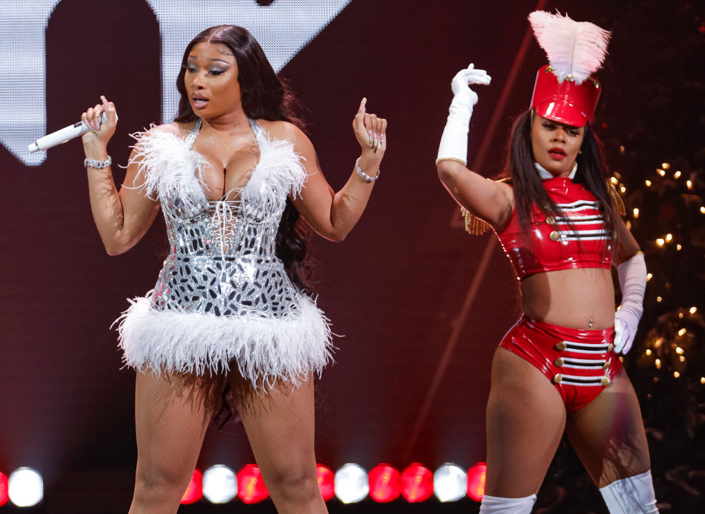 Hot 99.5's iHeartRadio Jingle Ball 2021