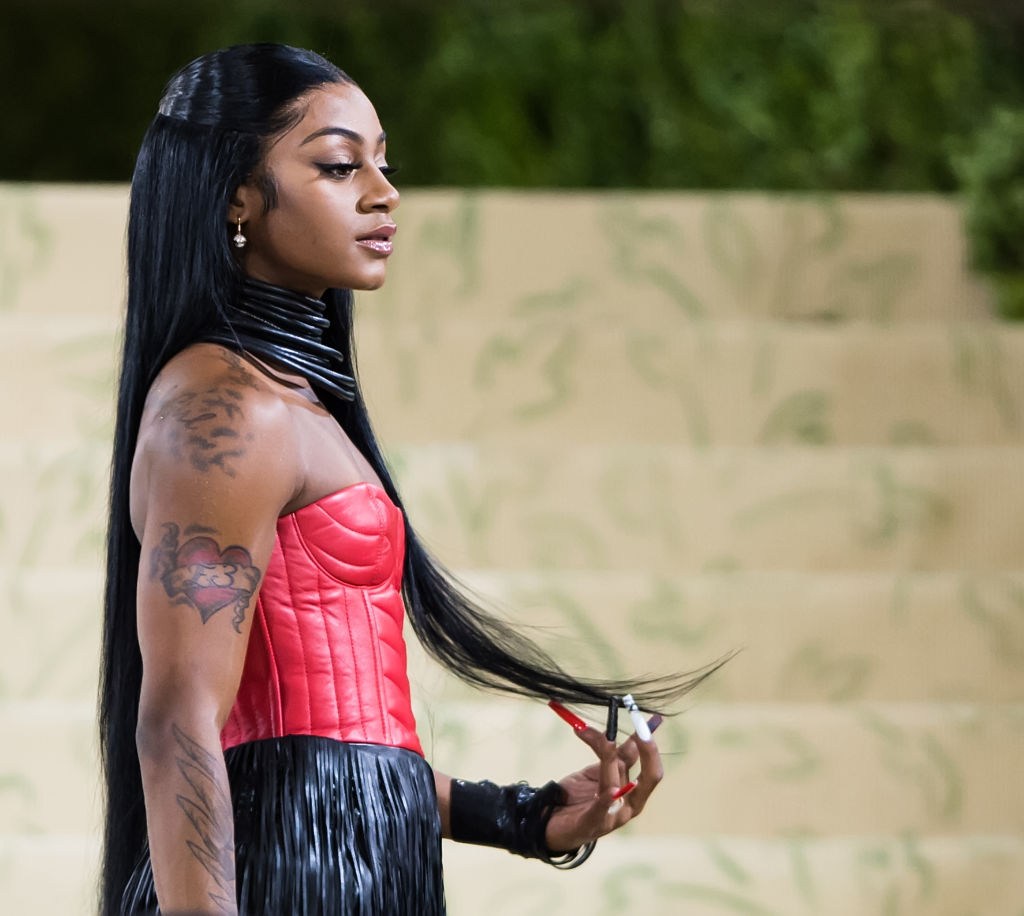The 2021 Met Gala Celebrating In America: A Lexicon Of Fashion - Street Sightings