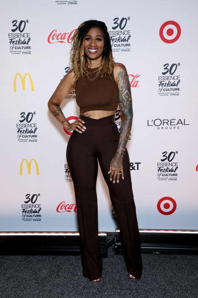 Supa Cent turns heads with a casual slay.
