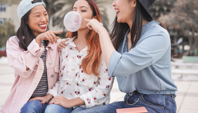 Chewing gum in Singapore is illegal