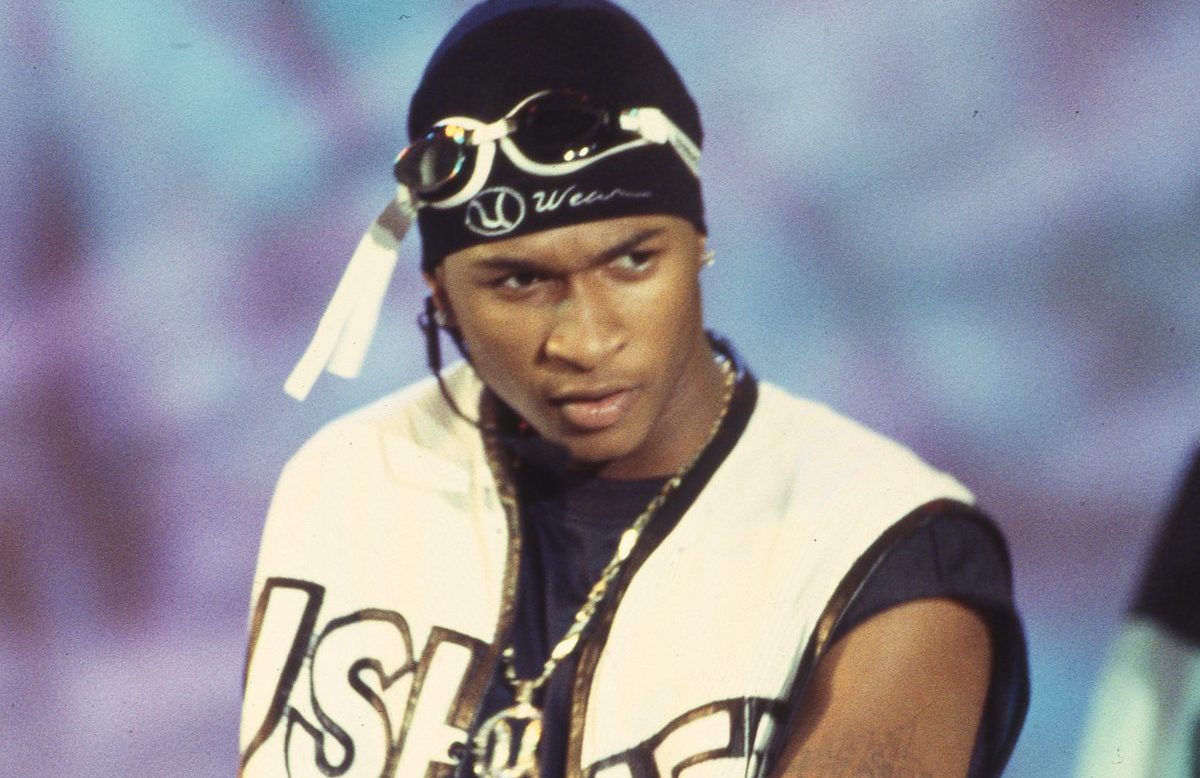 Usher performs on Soul Train.