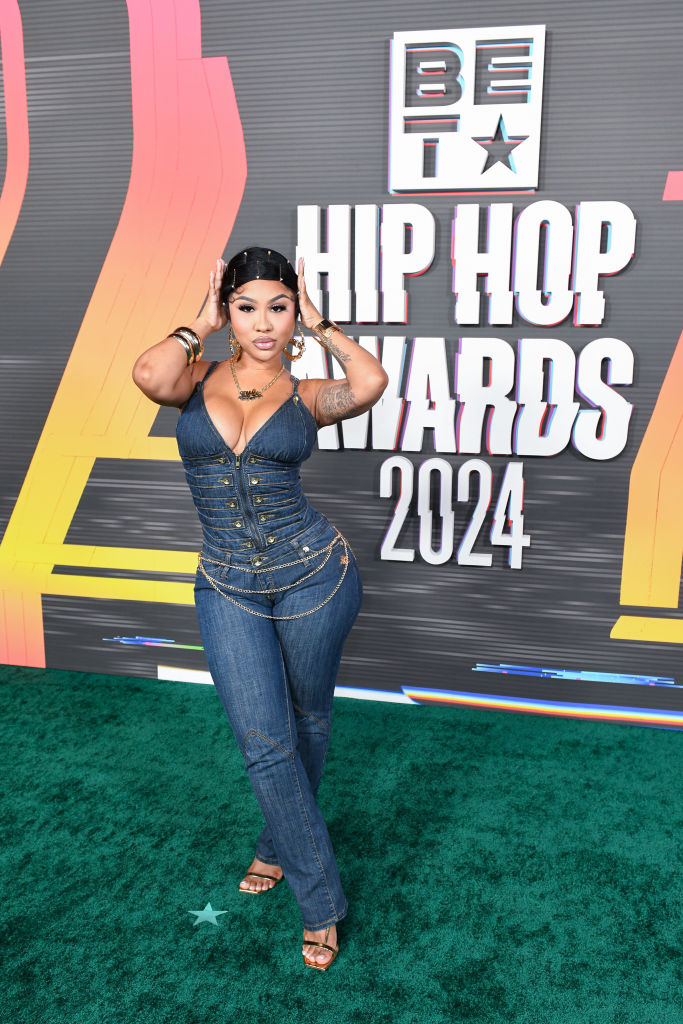 Ari Fletcher gives a sexy denim moment. Yes Sis!