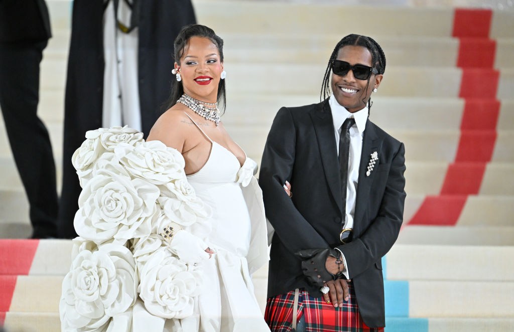 The 2023 Met Gala Celebrating "Karl Lagerfeld: A Line Of Beauty" - Street Sightings