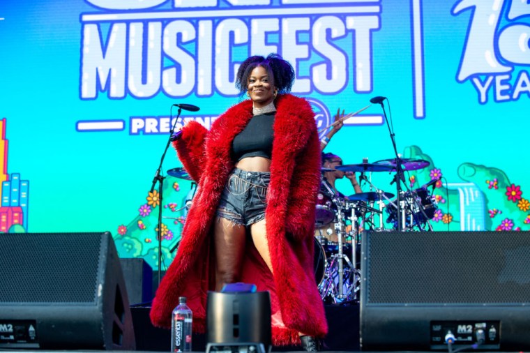 Ari Lennox