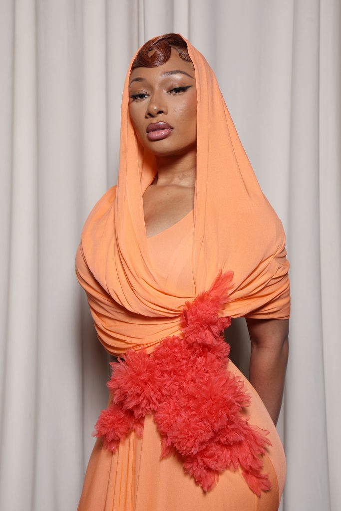 Giambattista Valli Front Row - Paris Fashion Week - Haute Couture Spring-Summer 2025