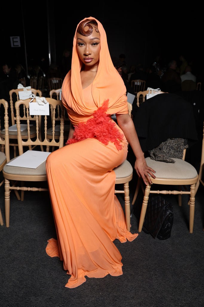 Giambattista Valli Front Row - Paris Fashion Week - Haute Couture Spring-Summer 2025