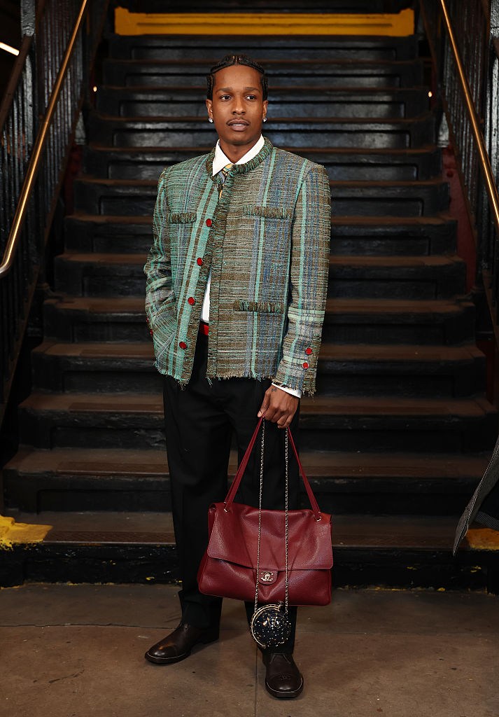 CHANEL: Front Row & Photocall - Métiers d’Art Show 2026 - New York City