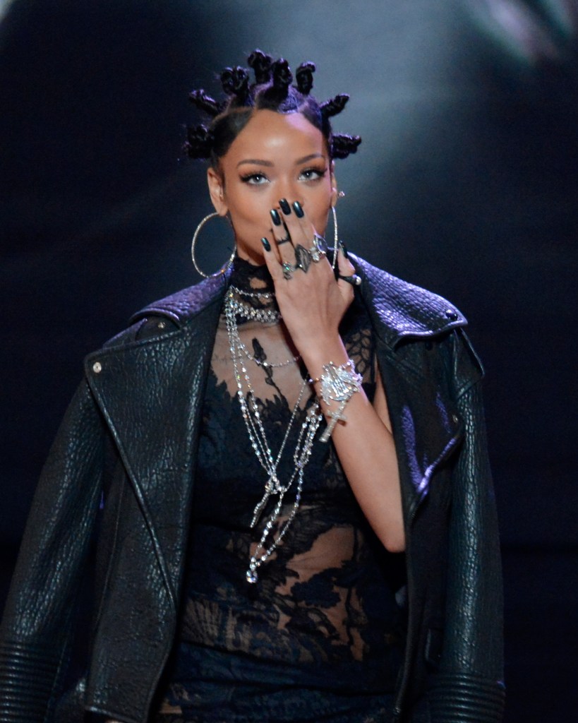 2014 iHeartRadio Music Awards - Show