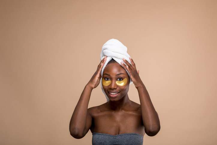 Relaxing skincare beauty routine photo