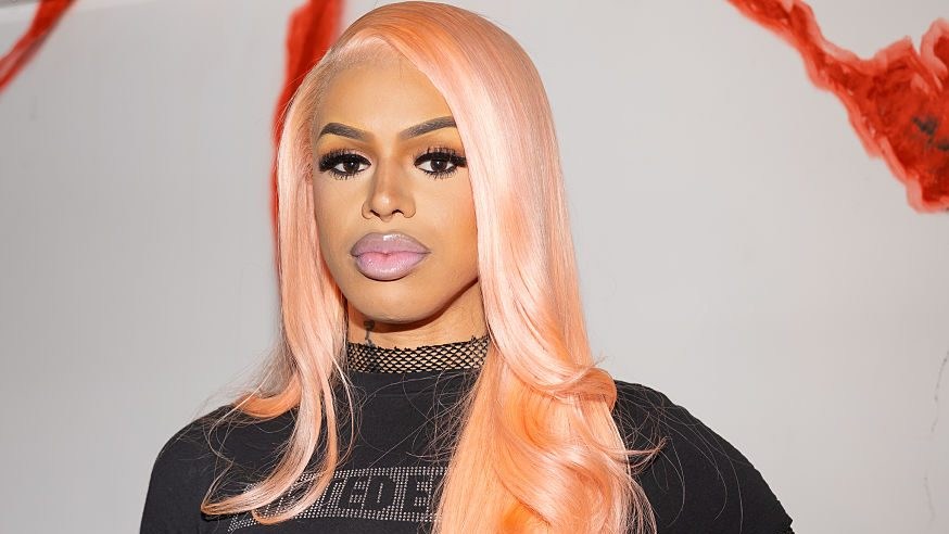 Karlie Redd's Red Room Bistro Grand Opening